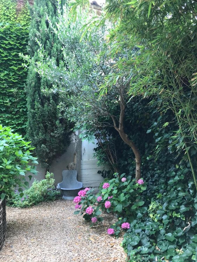 Le Logis Blanc Bed&Breakfast Coursan Luaran gambar